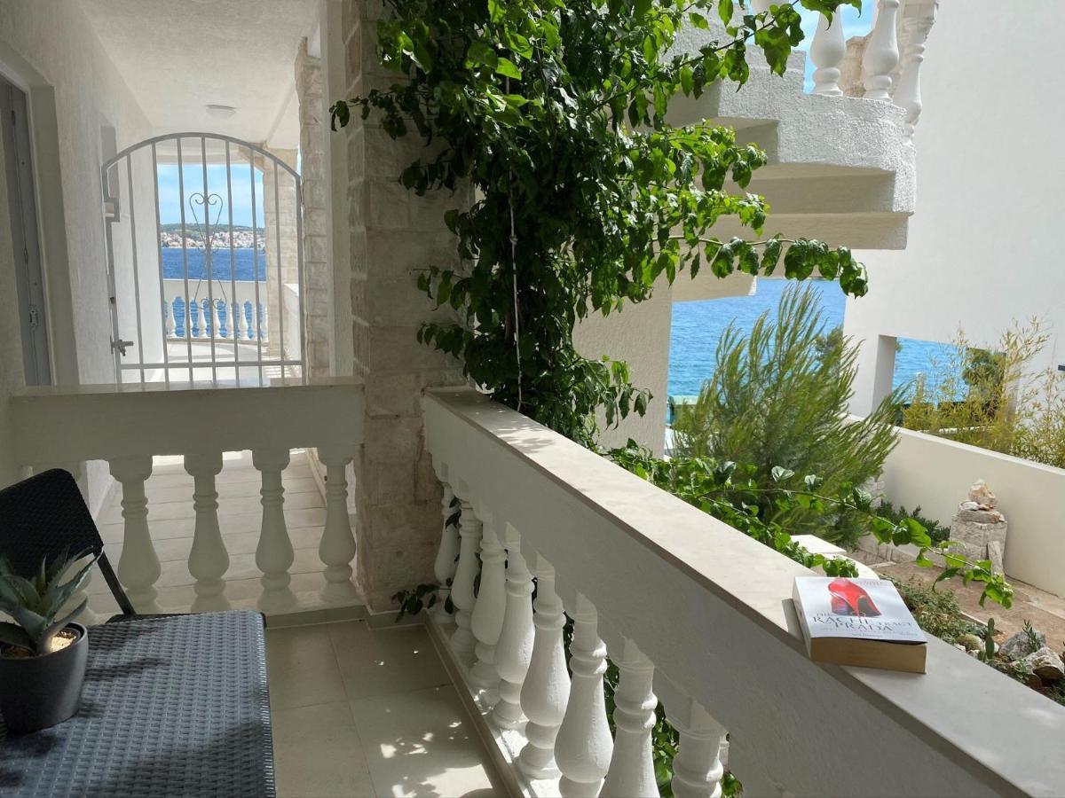 Villa Maluma Рогозница Экстерьер фото