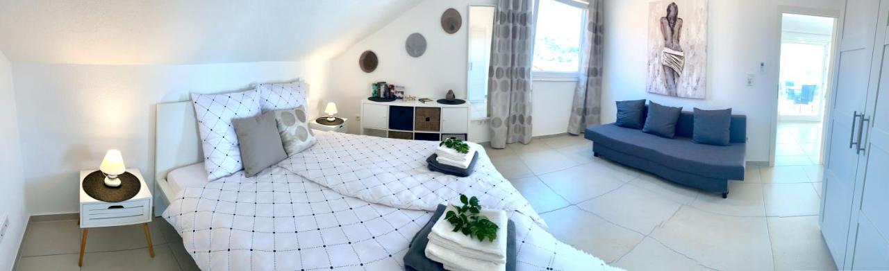 Villa Maluma Рогозница Экстерьер фото